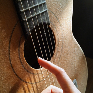 外国野外撒尿视频
